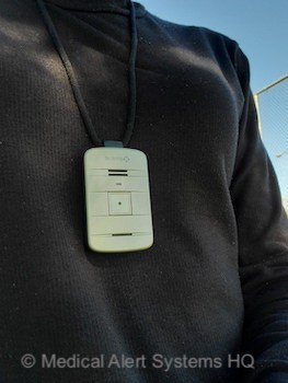 Wearing my Lively mobile+